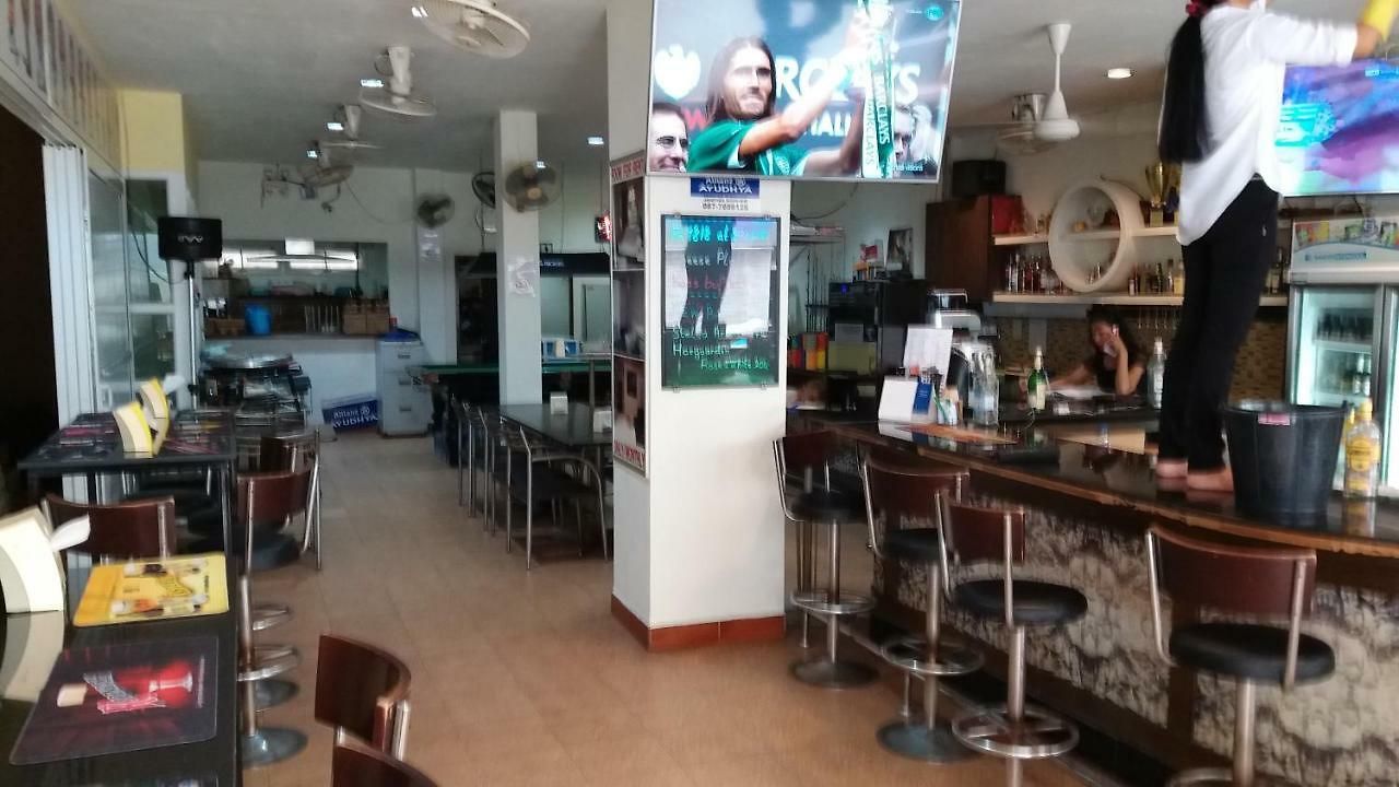 Harry's Place ที่พักพร้อมอาหารเช้า 2*