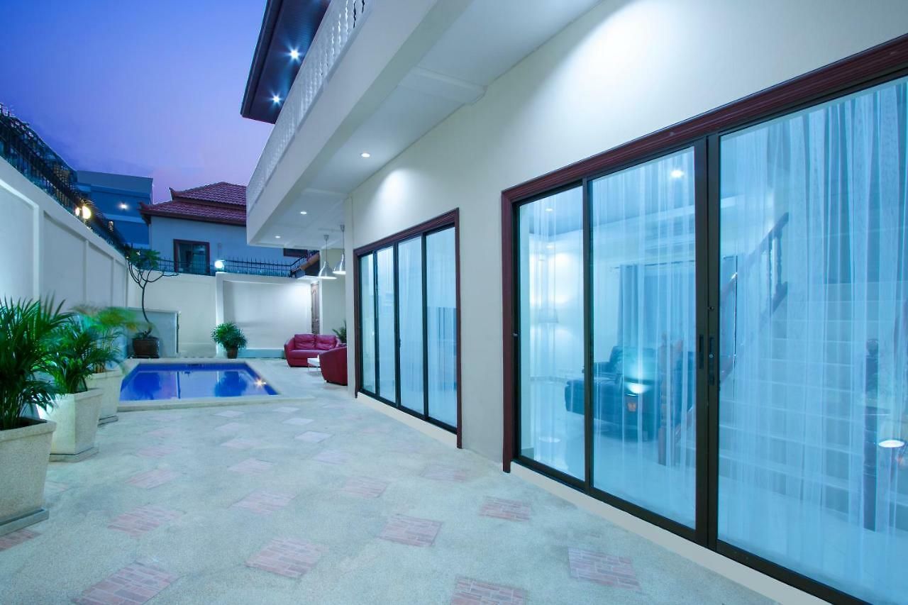 Avoca Pool วิลล่า *