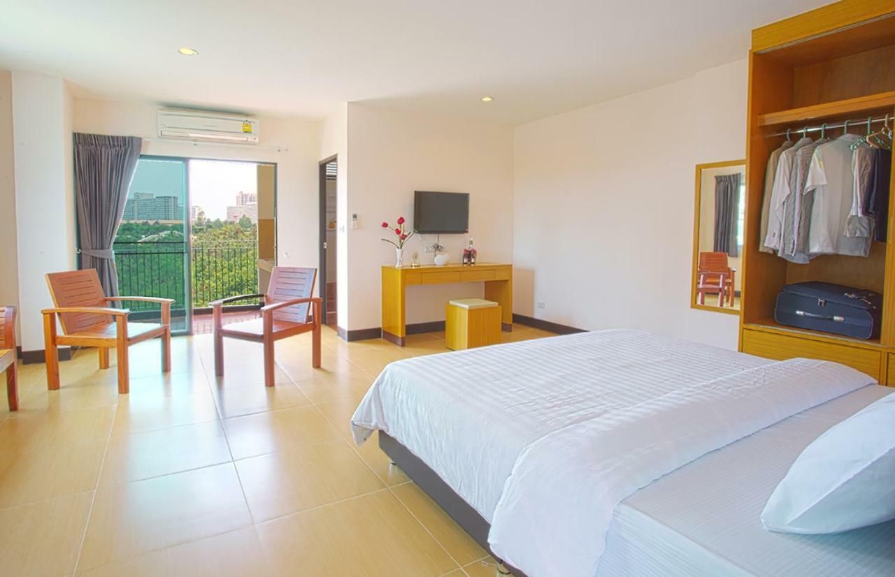 1 3* Pattaya