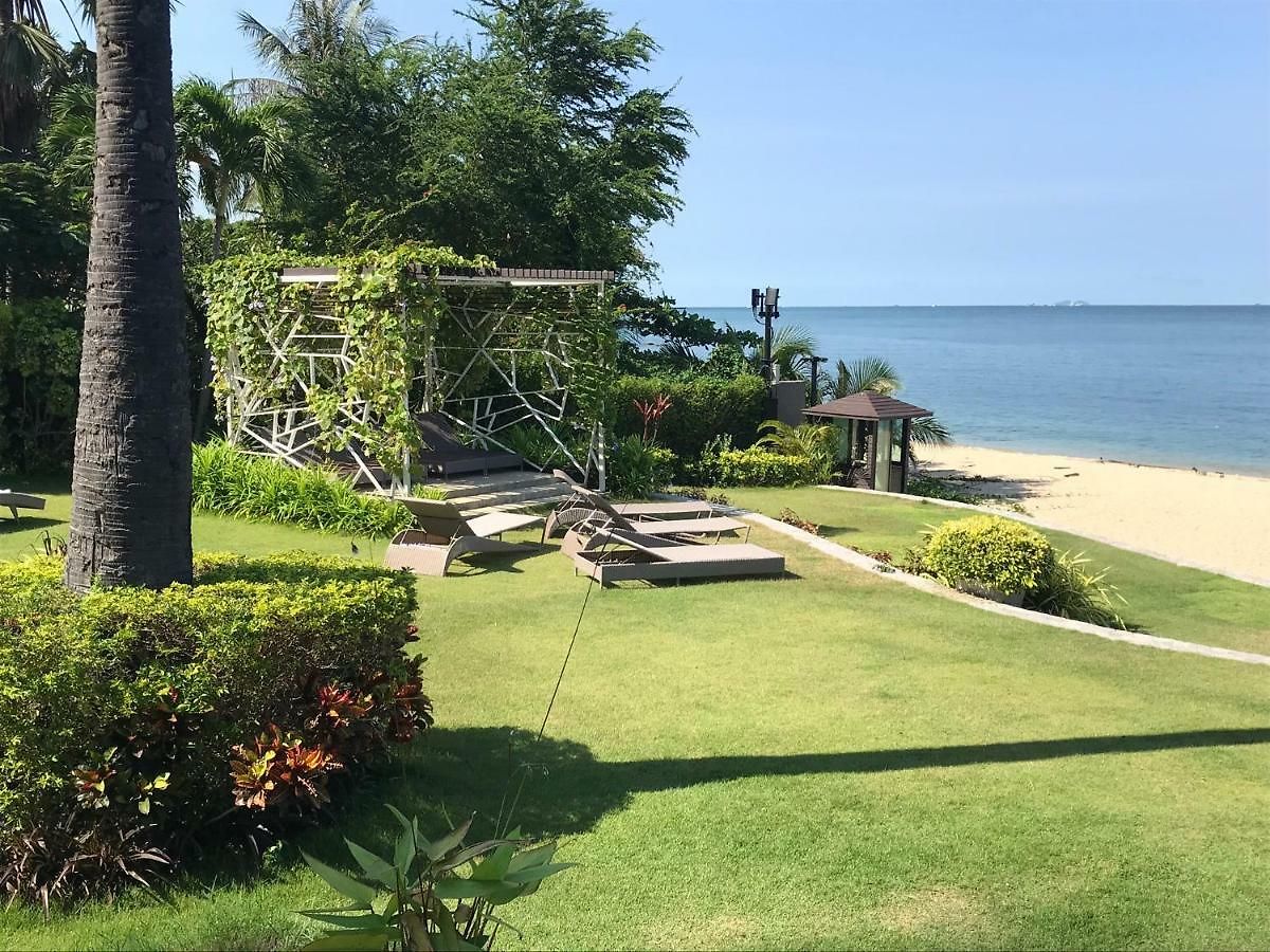 Apartment Luxurious Beachfront