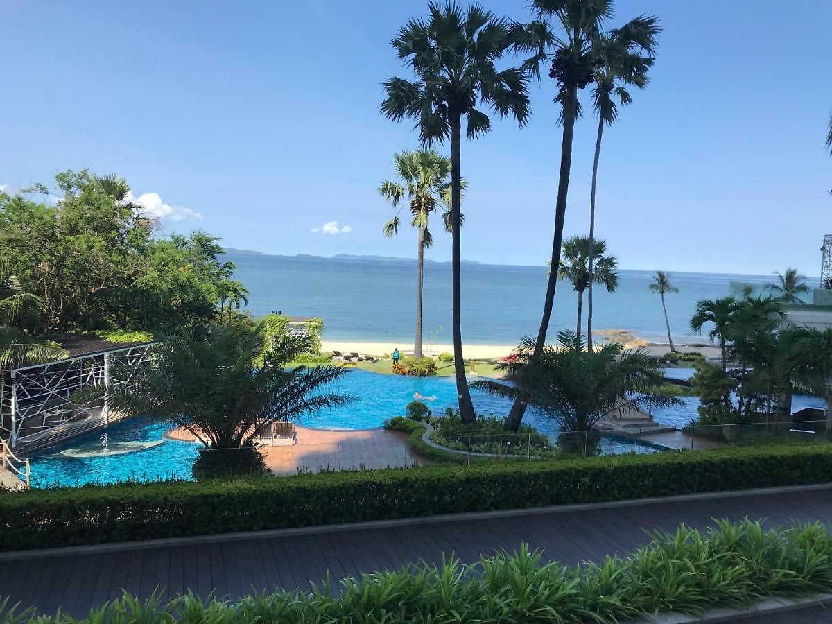 Apartment Luxurious Beachfront *
