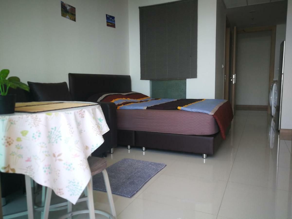 The Riviera Wongamat Hong Apartment Pattaya