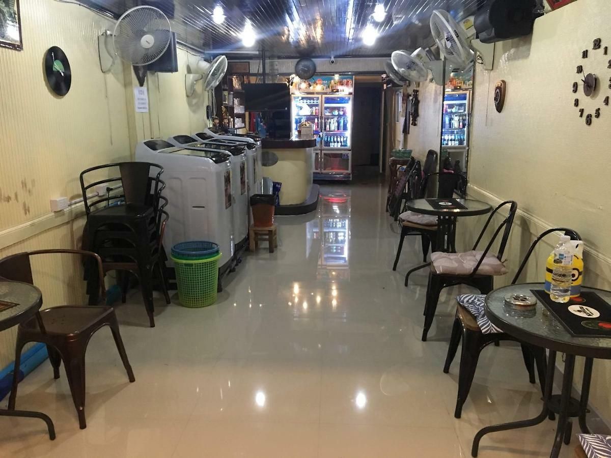 เดอะ จอลลี่ โรเจอร์ บ้านพัก