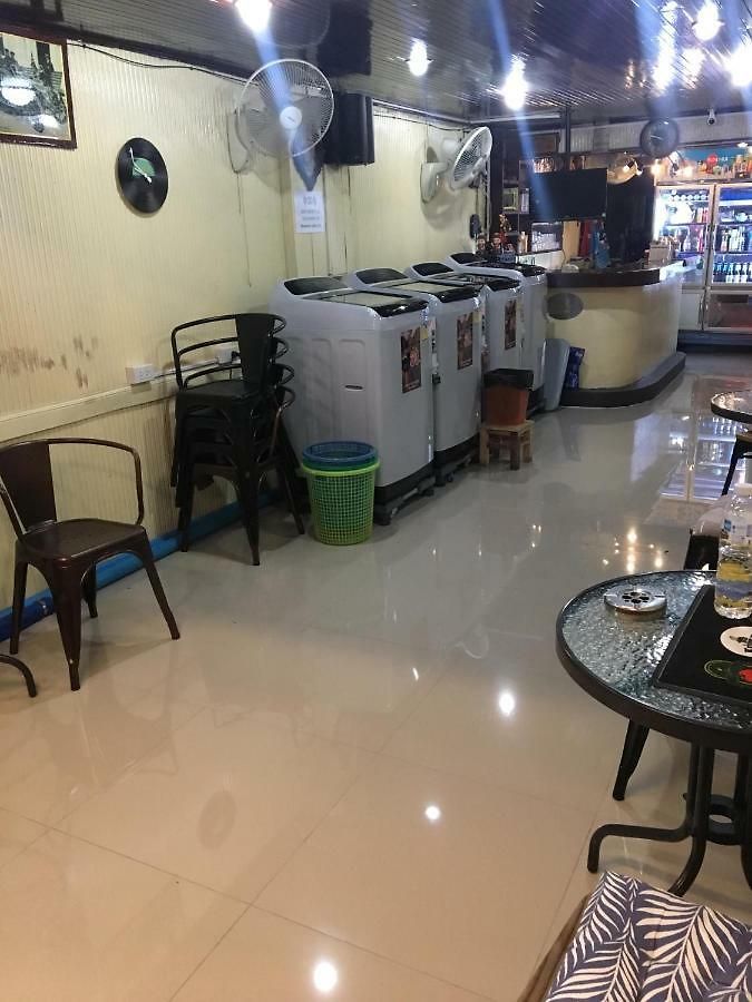 เดอะ จอลลี่ โรเจอร์ บ้านพัก 3*
