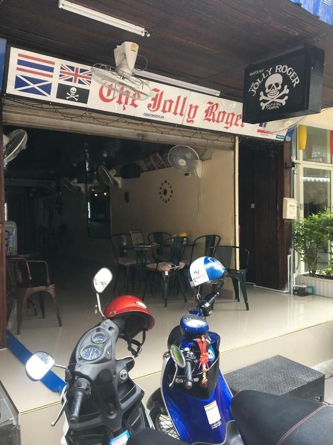 บ้านพัก เดอะ จอลลี่ โรเจอร์