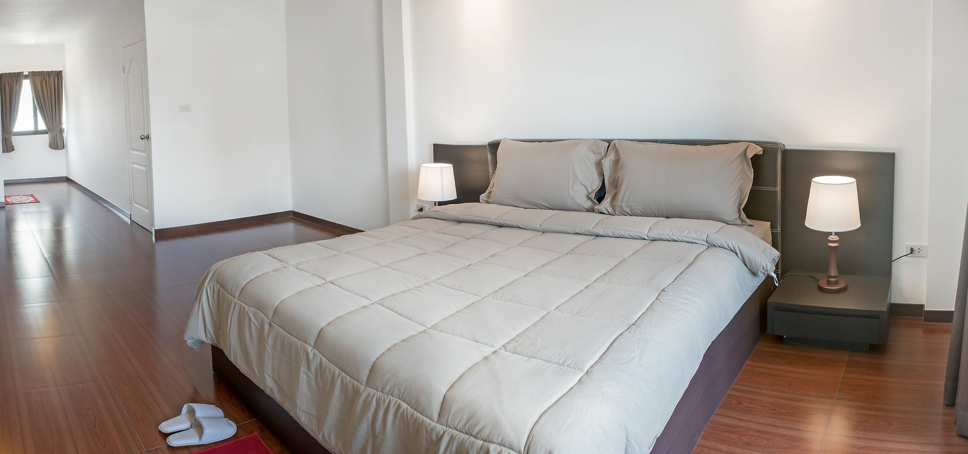 Hideaway And Bar บ้านพัก Pattaya