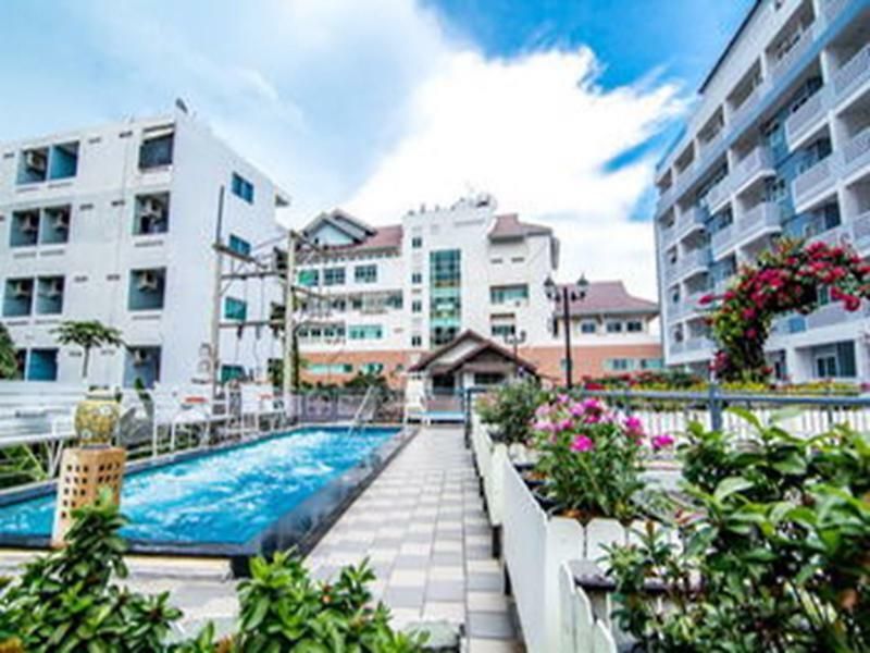 สุทัศน์คอร์ท 2 3* Pattaya