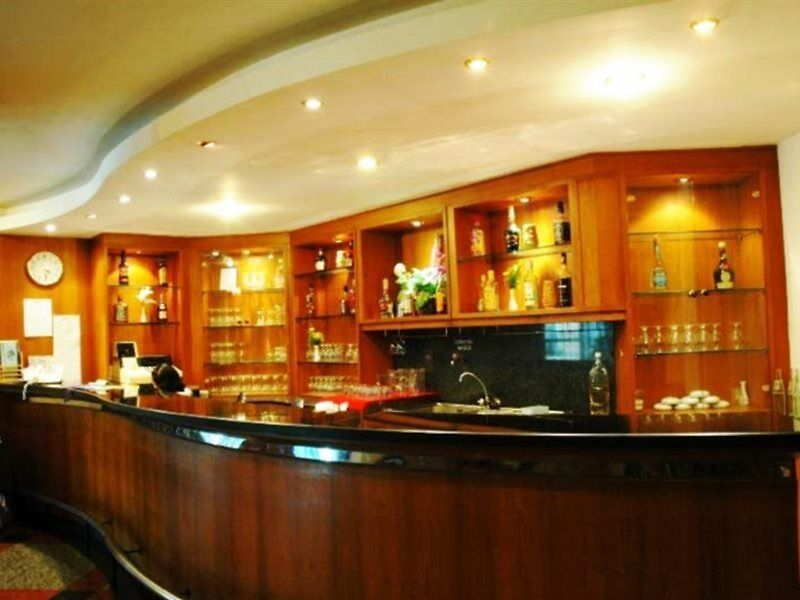 โรงแรมคาเมลอท Pattaya