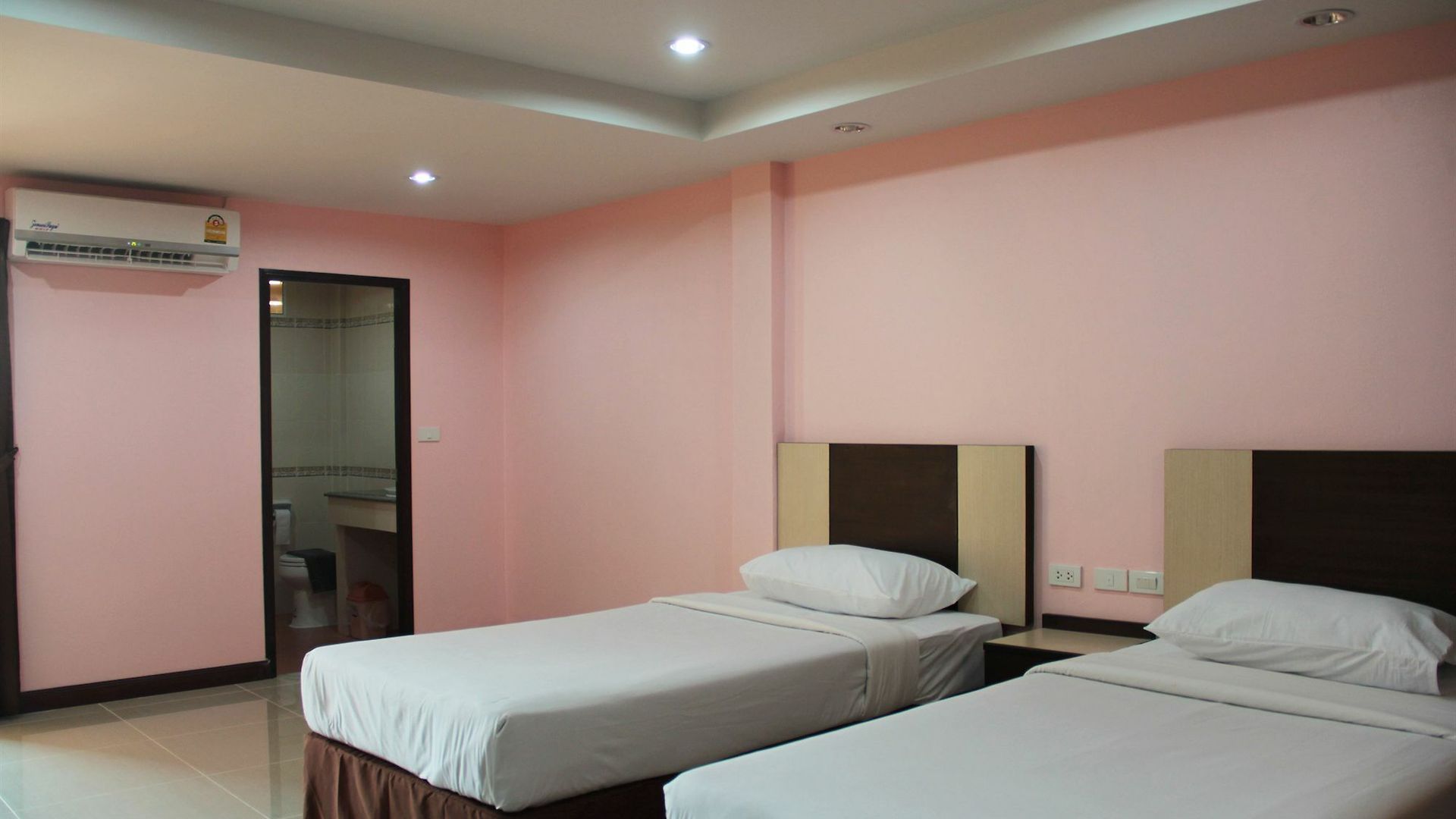โรงแรม Aa Pattaya