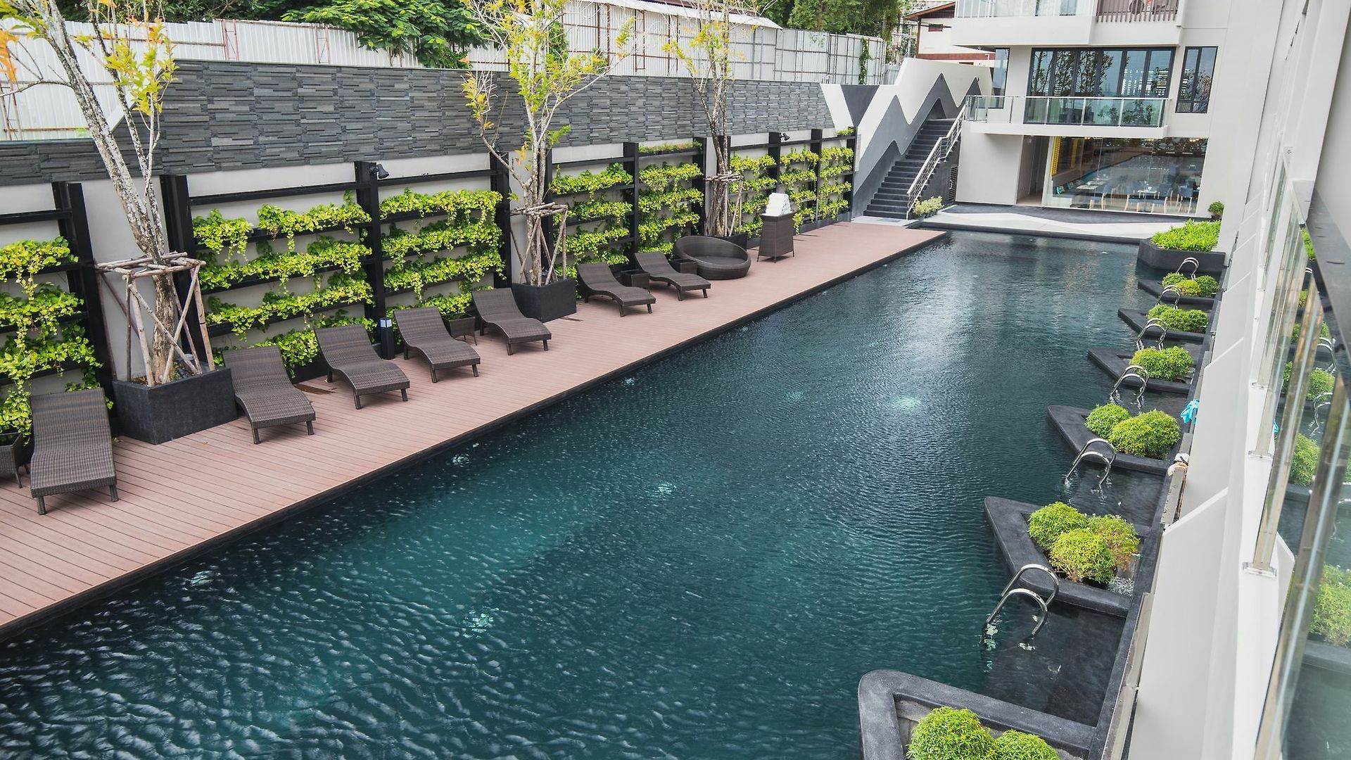 โรงแรม โกลเดน ทิวลิป พัทยา บีช รีสอร์ต