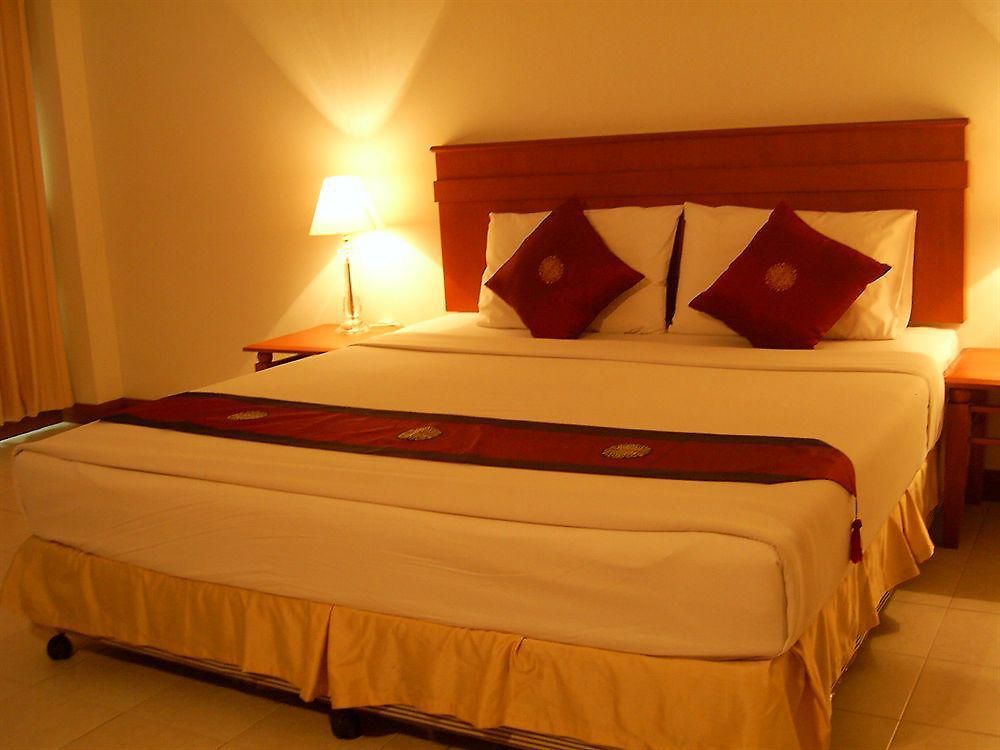 คราวน์พัทยาบีชโฮเทล Pattaya