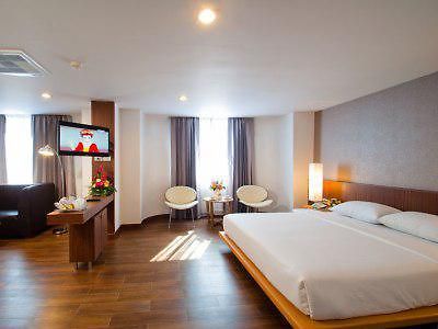 Flipper - Sha Extra Hotel Pattaya