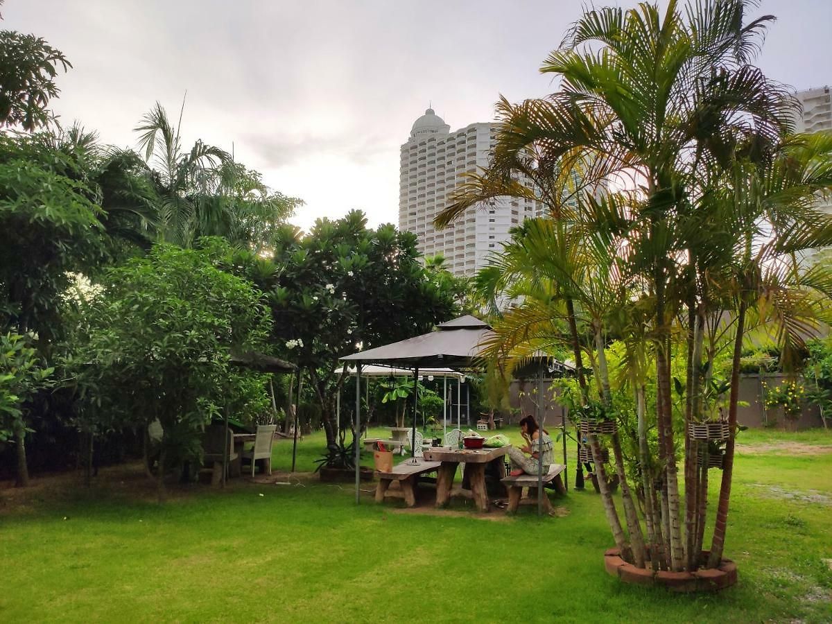 Green Beach โรงแรม 3*
