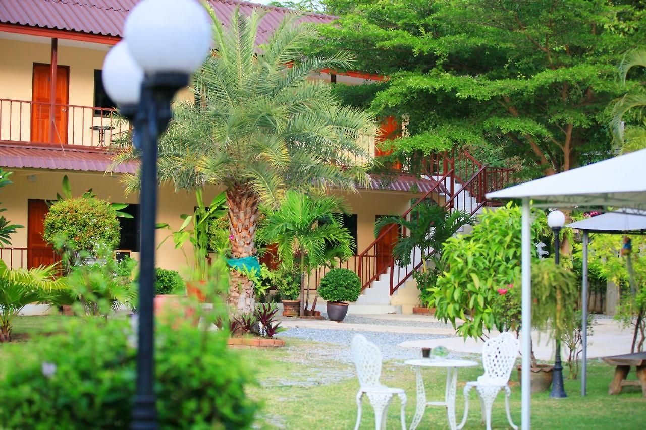 Green Beach