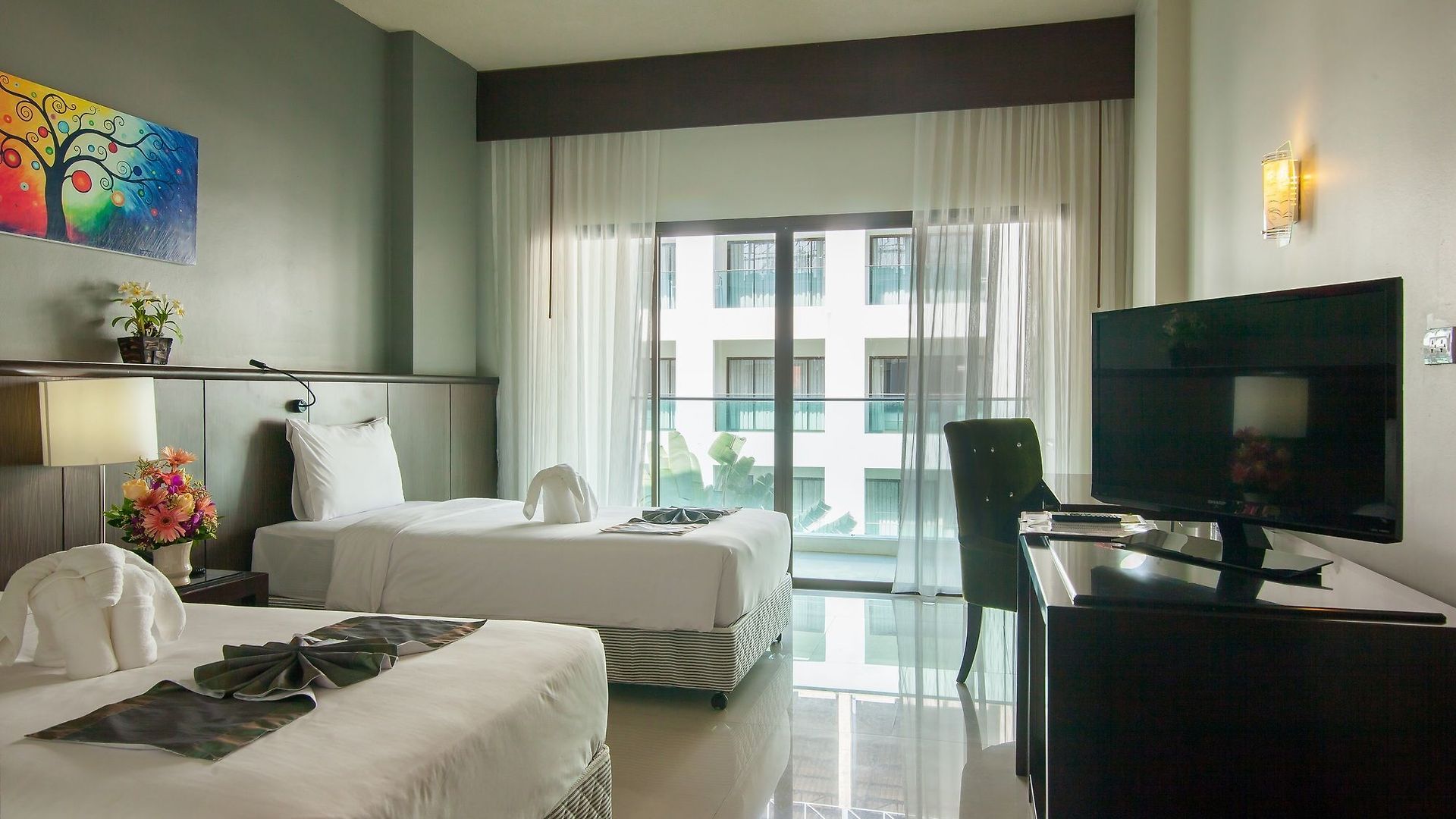 Woraburi & โรงแรม