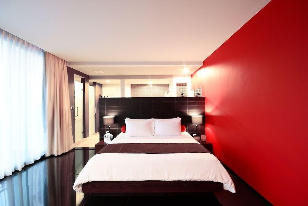 โรงแรม Tsix5 Quarter Pattaya