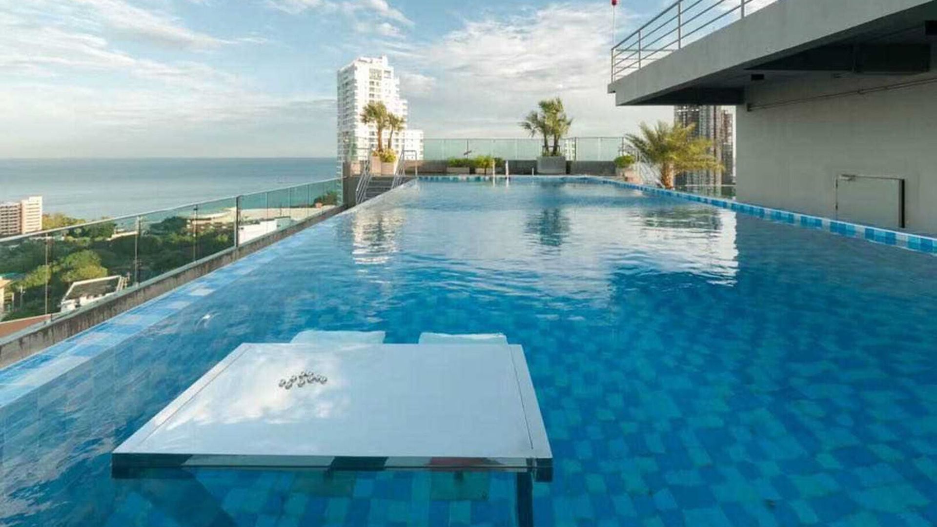 The Point Pratumnak By Psr อพาร์ทเม้น *