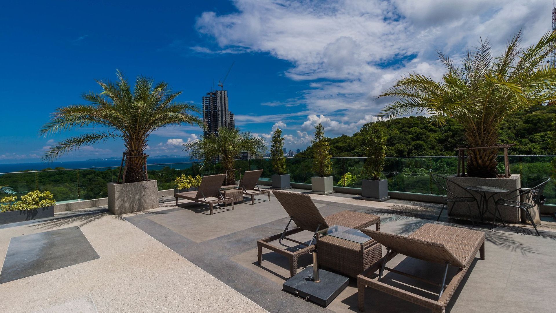 The Point Pratumnak By Psr อพาร์ทเม้น Pattaya