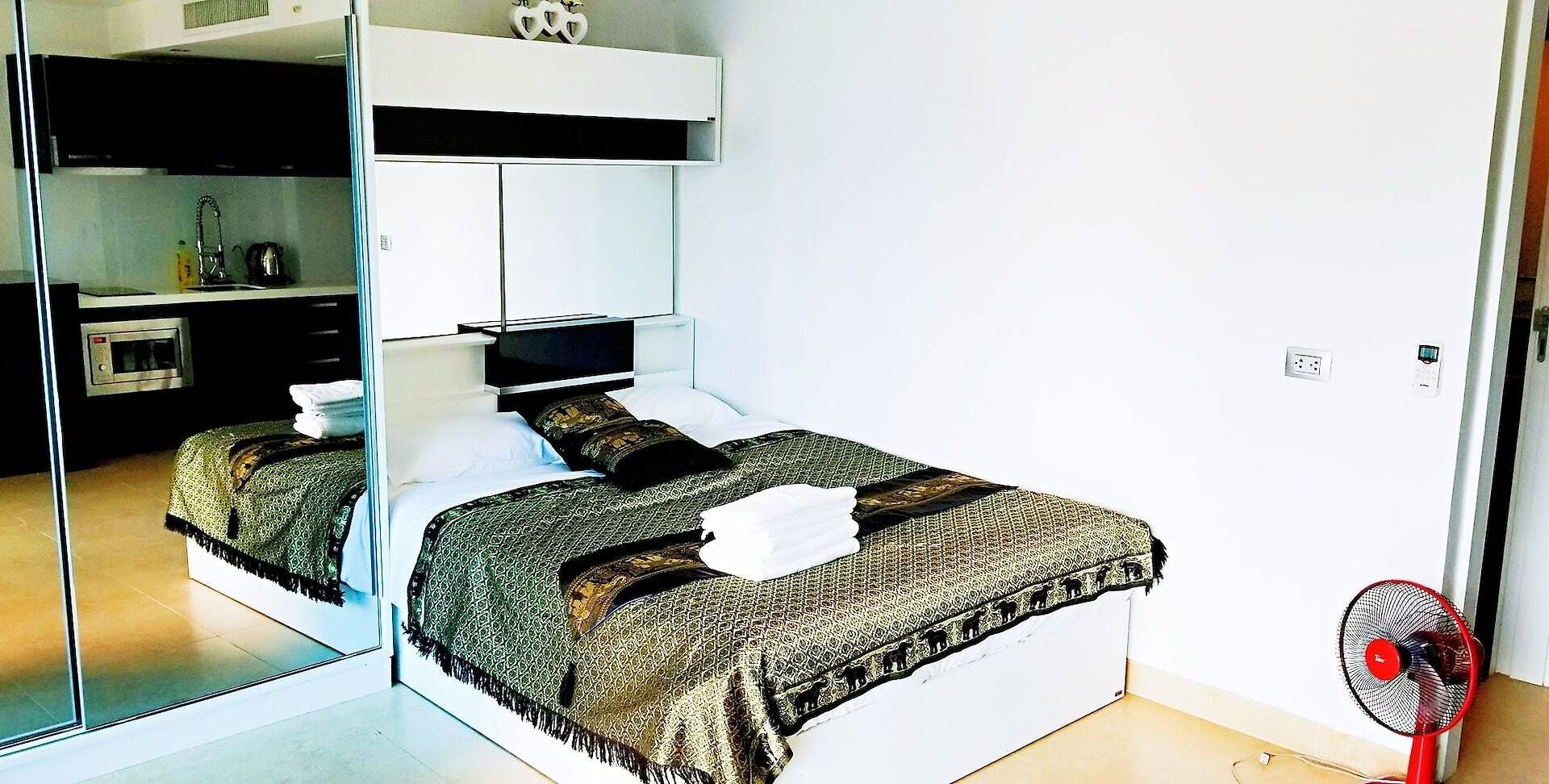 โรงแรม Centara Azure Pattaya