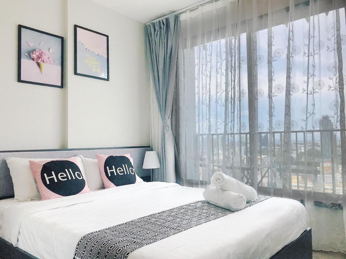 Apartment The Base Highfl Seaview Pattaya