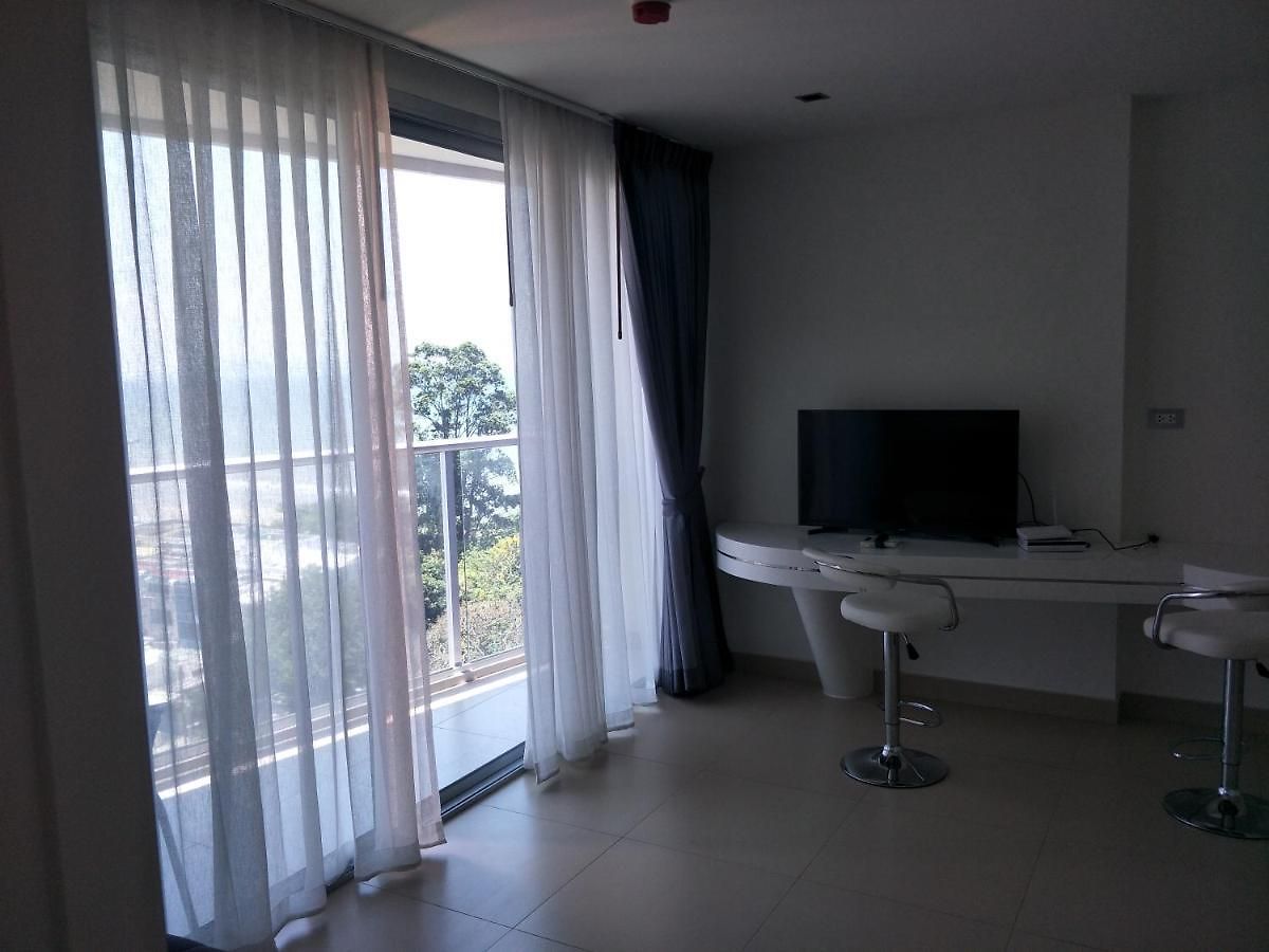 Sands Pratamnak อพาร์ทเม้น *