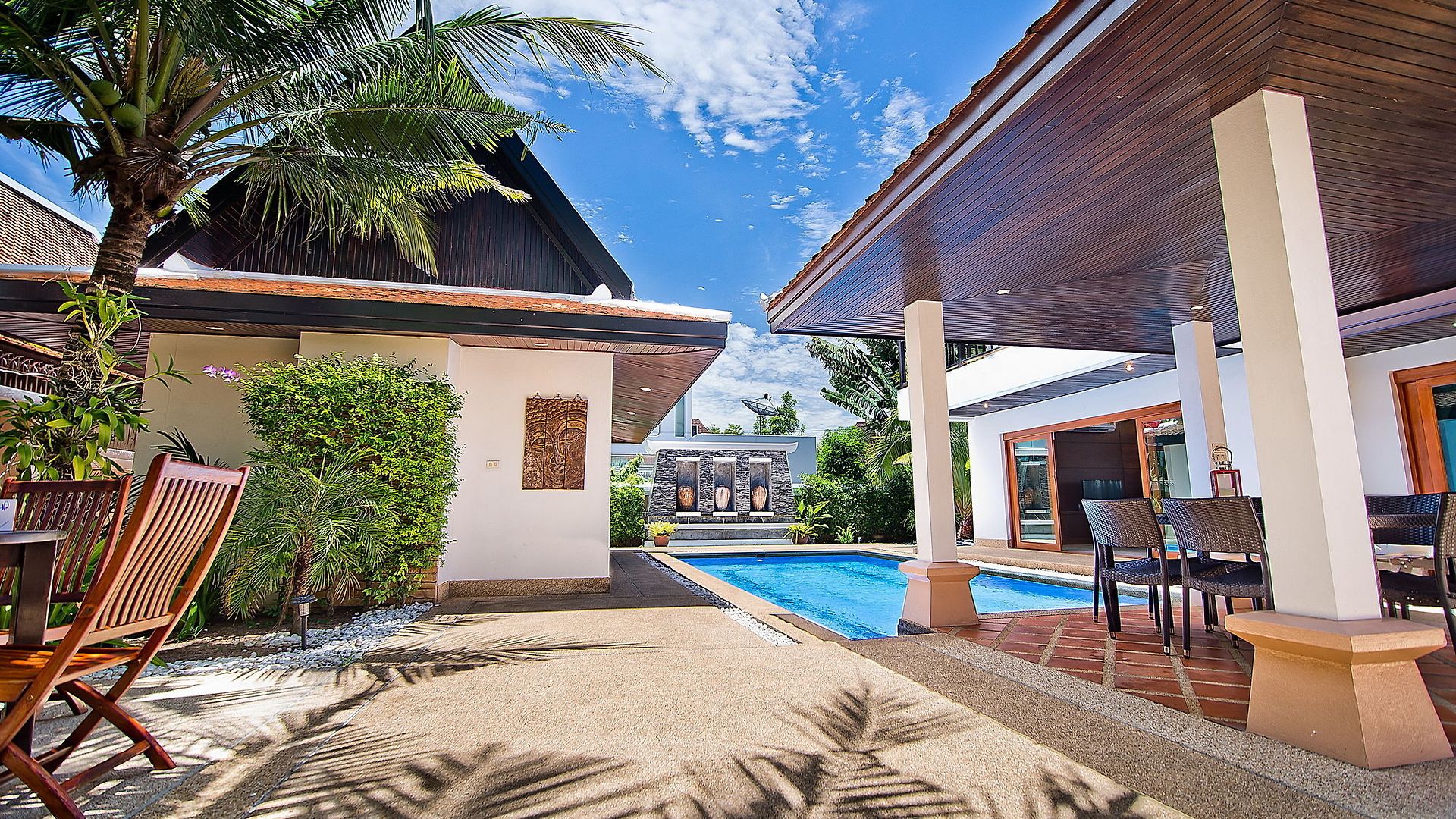 Tropicana Pool * Pattaya