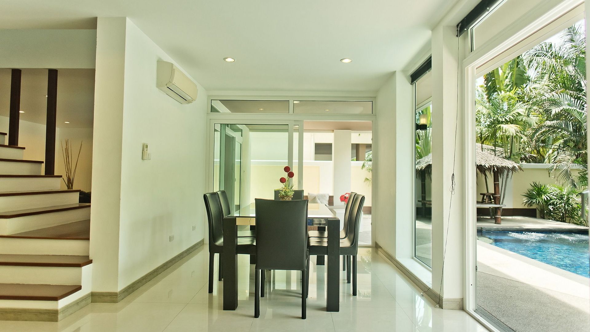 โรงแรม Tropicana Pool