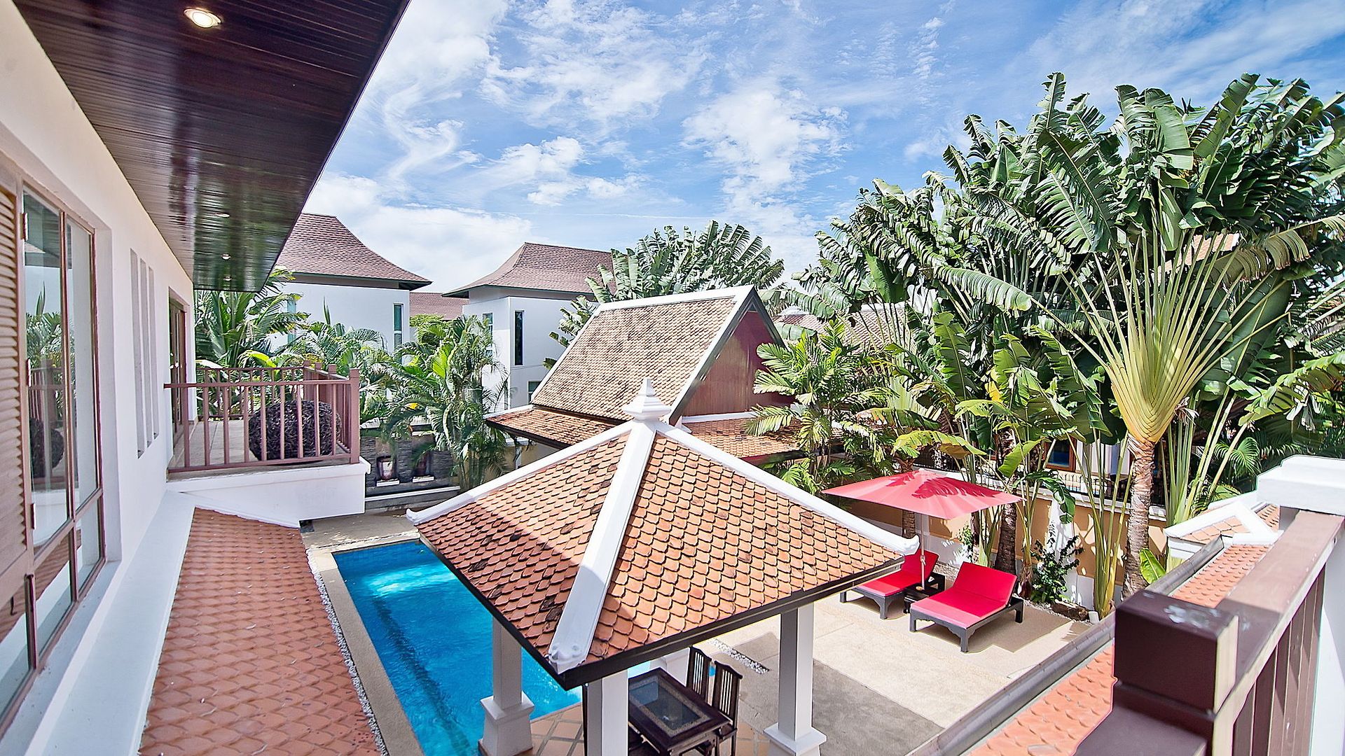Tropicana Pool * Pattaya