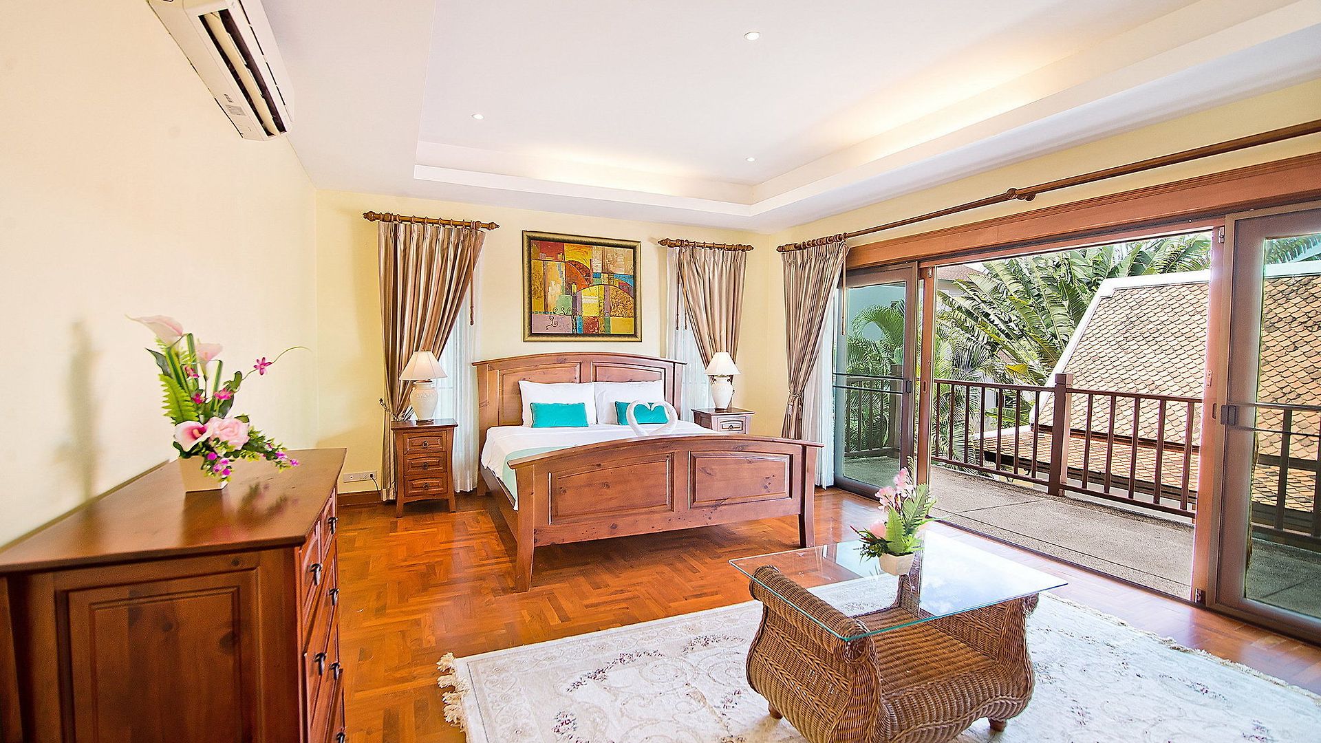 Tropicana Pool Pattaya