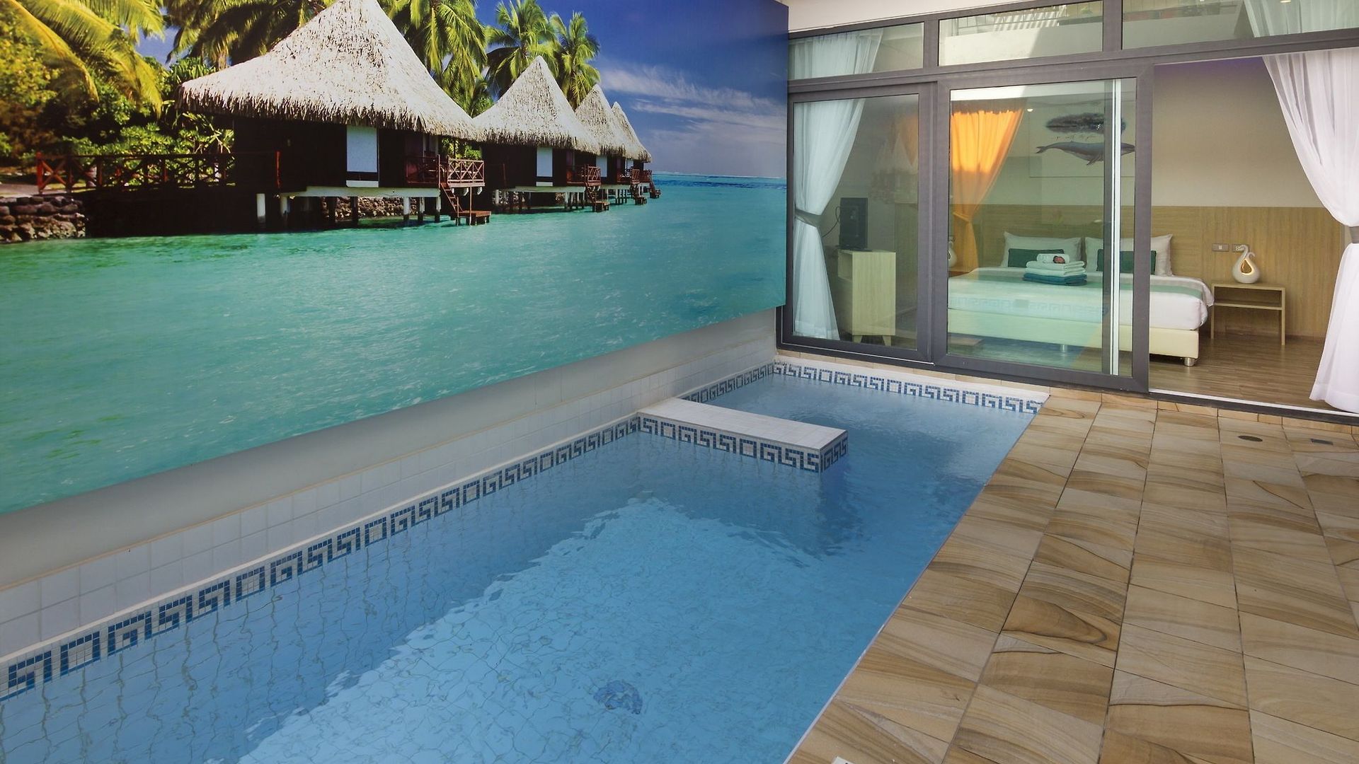 Tropicana Pool Pattaya