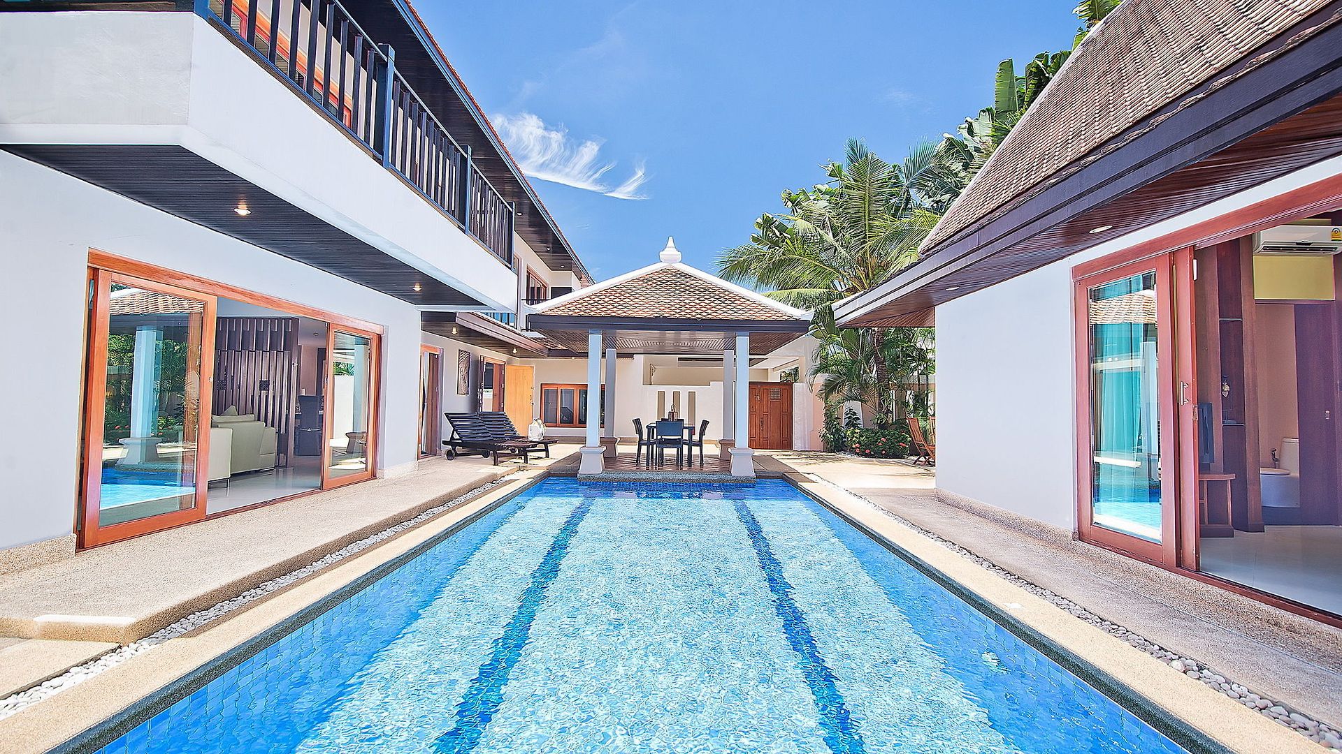 Tropicana Pool โรงแรม Pattaya