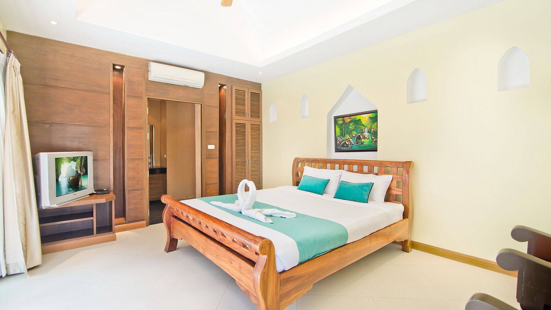 โรงแรม Tropicana Pool *