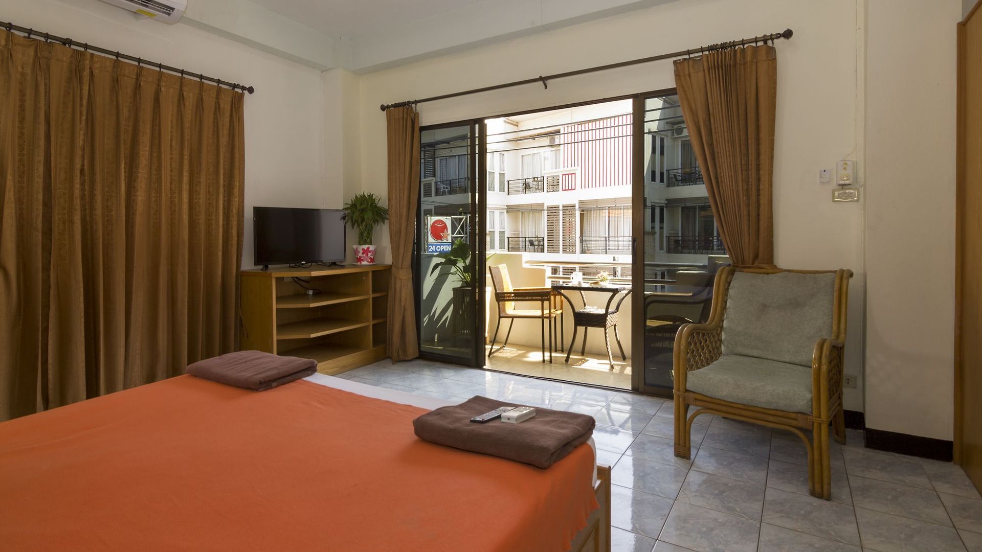 Traveller's Rest Sports Bar 4* Pattaya