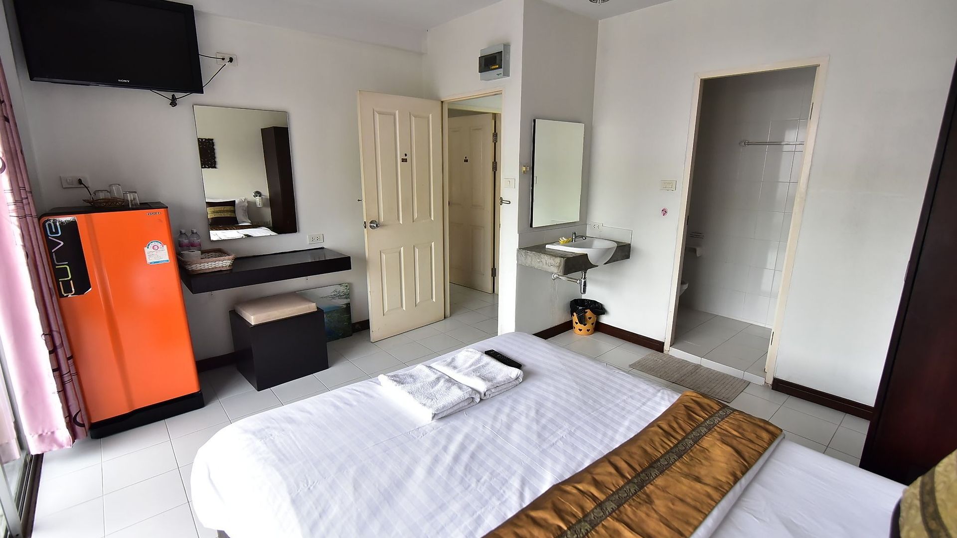 ซีเค เรสซิเดนซ์ พัทยา โรงแรม Pattaya