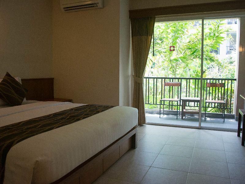 โรงแรม Authong 3*