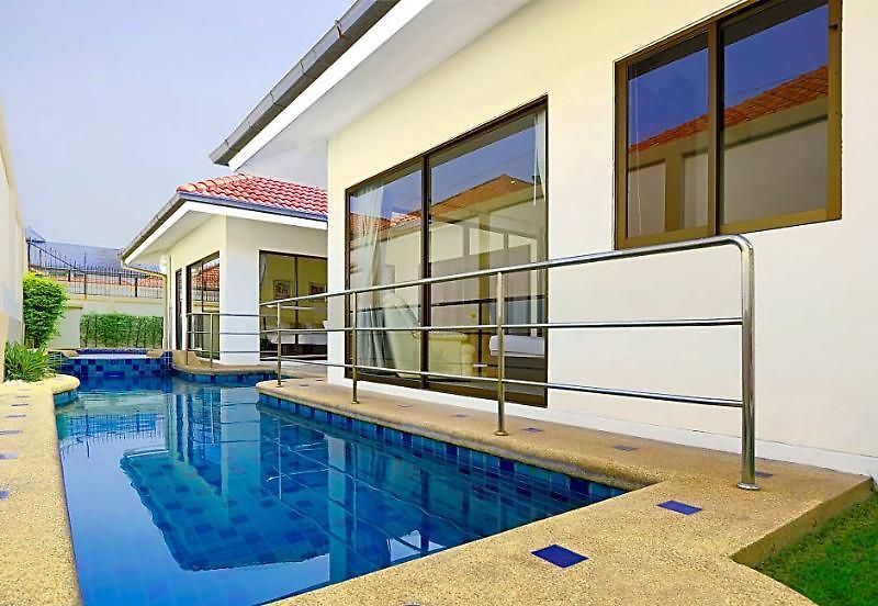 Avoca Pool 3* Pattaya