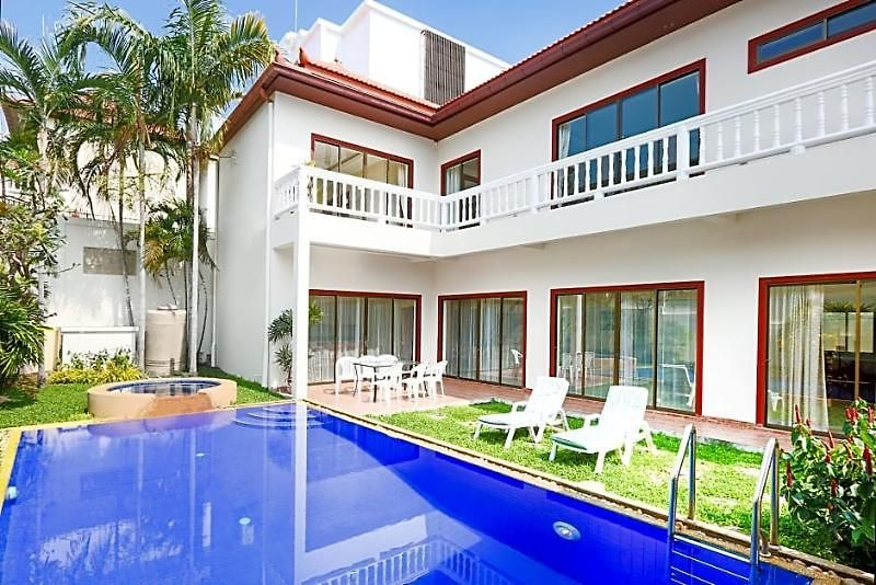 Avoca Pool Pattaya