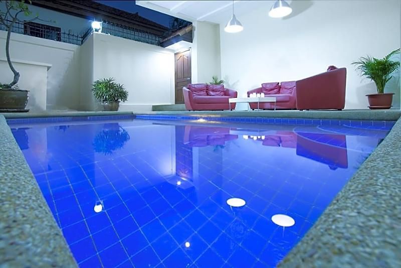 โรงแรม Avoca Pool 3*