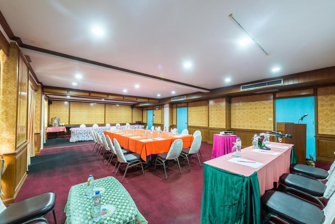 Gulf Siam & โรงแรม 4*