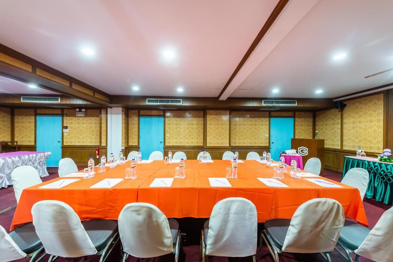 Gulf Siam & โรงแรม 4*