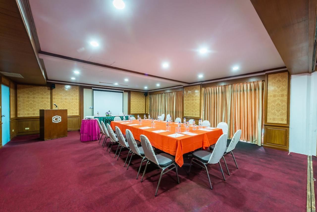 โรงแรม Gulf Siam &