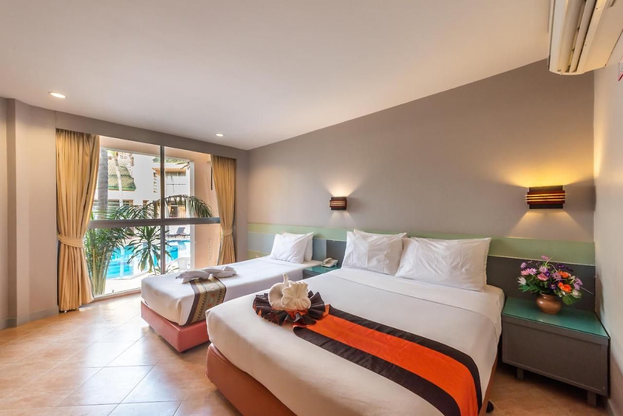Gulf Siam & โรงแรม 4*