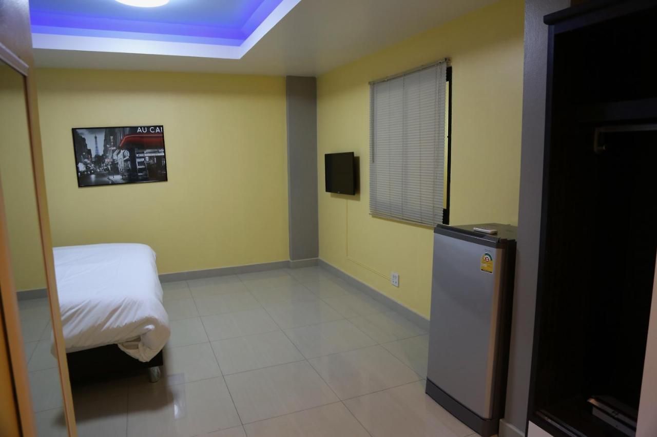 Blue Connection 3* Pattaya
