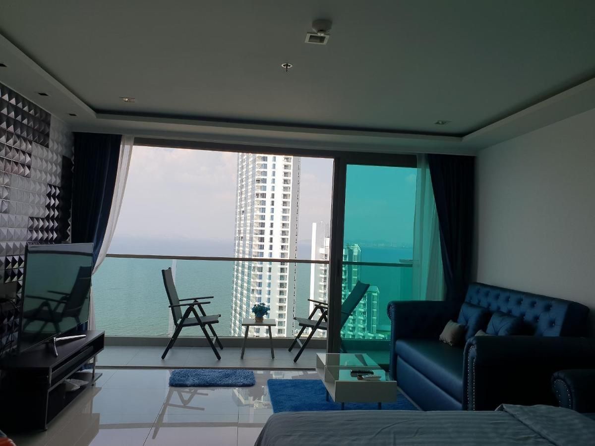 โรงแรม Wong Amat Tower 5*