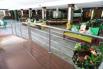 Suppamitr โรงแรม 3*