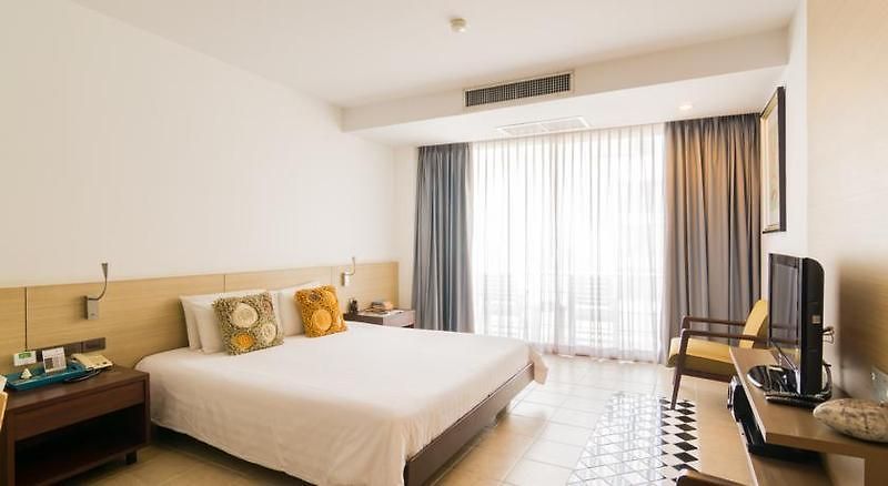 โรงแรม บาบูน่าบีชฟรอนท์ลิฟวิ่ง Pattaya