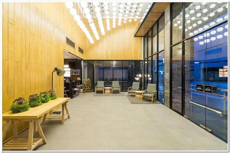 Sea Me Spring Tree (adults Only) โรงแรม 3*