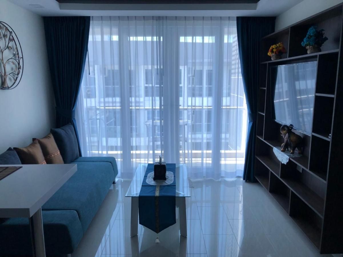 Luxury Business Suits In Grand Avenue By Estates Apartment *