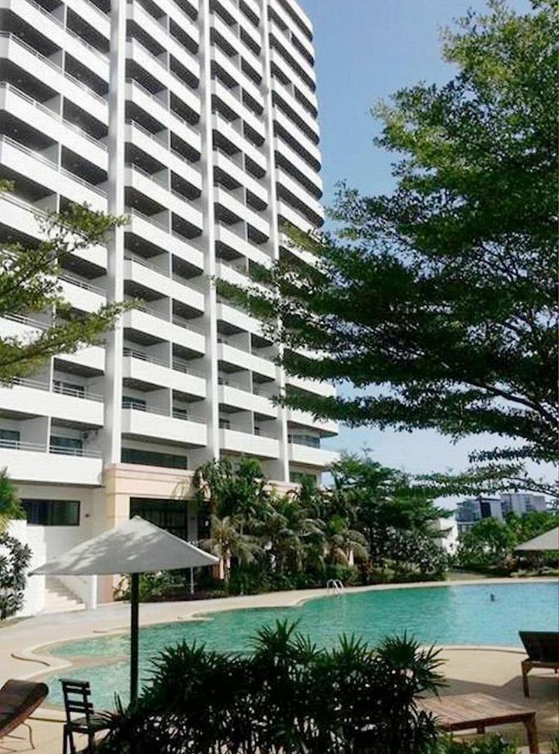 R-con Wongamat โรงแรม 4*