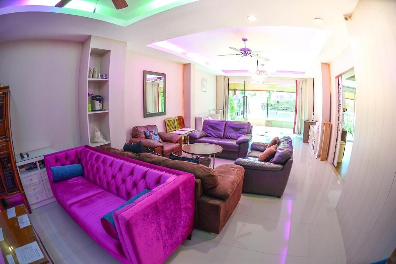 Tamnak 11br With Privater Pool โรงแรม